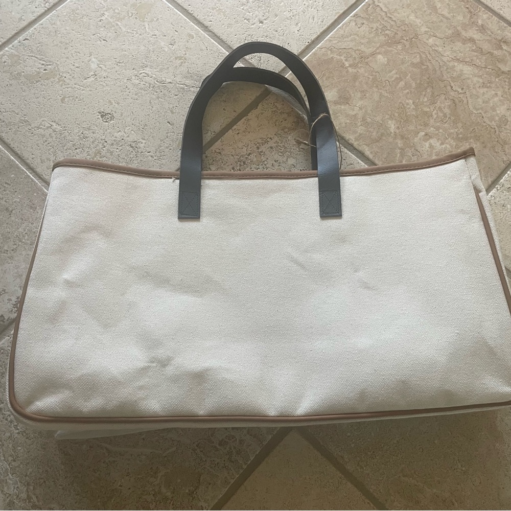 Boat Tote - Picture 2 of 3